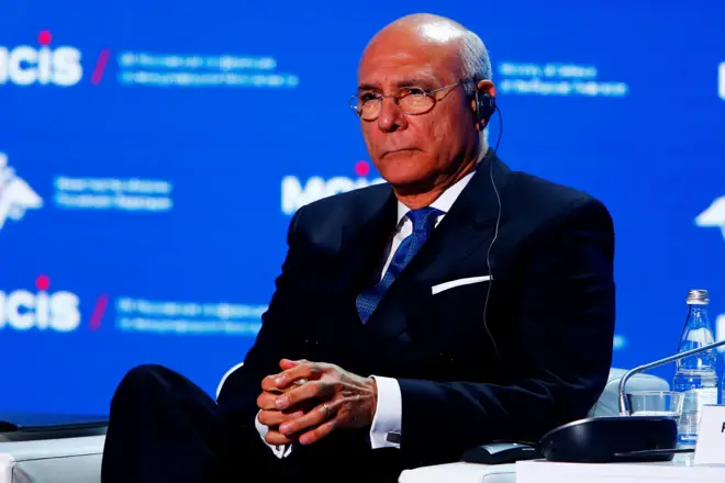 رمزي عز الدين رمزي عندما كان يشغل منصب نائب المبعوث الأممي الخاص لسوريا في مؤتمر بموسكو عام 2018