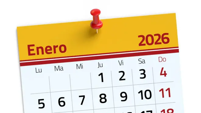 Un calendario con la página de enero de 2026