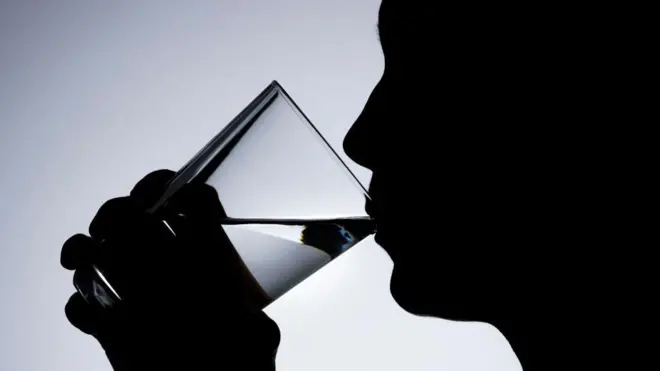 Eeyan kan to n mu omi