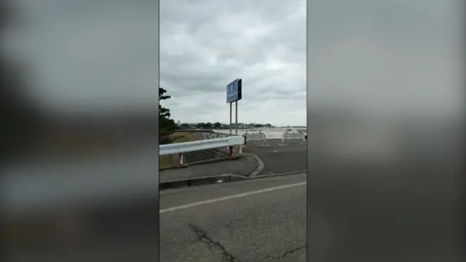 مخاوف من حدوث تسونامي بعد زلزال اليابان