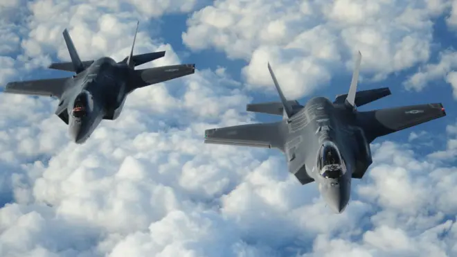 Xiyyaarota waraanaa ammayyaa'oo F-35 jedhaman
