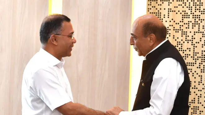 প্রধানমন্ত্রী তারেক রহমানের সাথে সাক্ষাৎ করেছেন ভারতীয় হাইকমিশনার দিনেশ ত্রিবেদী
