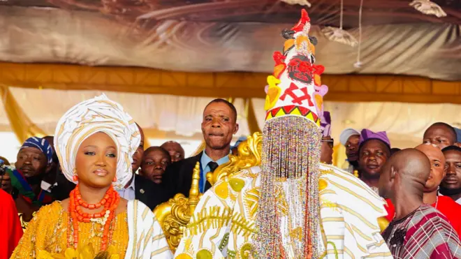 Alaafin ati iyawo rẹ
