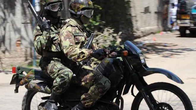 මත්ද්‍රව්‍ය සහ සංවිධානාත්මක අපරාධ සම්බන්ධයෙන් පසුගිය කාල වකවානුව පුරාවට මෙරට ජන සමාජය තුළ කතාබහට ලක්වන ප්‍රබල මාතෘකාවක් වුයේ දිනෙන් දින ඉහළ යන මත්ද්‍රව්‍ය සහ අපරාධ හේතුවෙන් තරුණ පරපුර ඊට ගොදුරුවීම සමාජ ව්‍යවසනයක් බවට පත්වෙනු ඇතැයි බොහෝ විද්වතුන් අදහස් පළ කිරීම හේතුවෙනි.