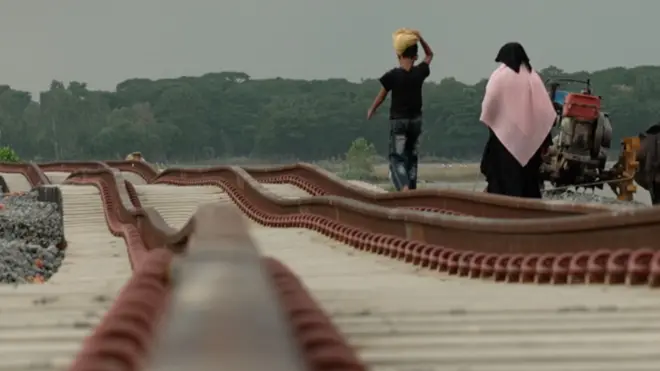 নির্মানাধীন দোহাজারী-কক্সবাজার রেল লাইনের ক্ষতিগ্রস্ত অংশ