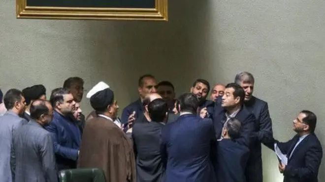 درگیری مجلس