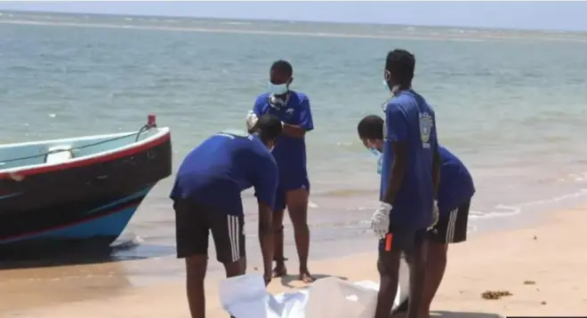 Aworan awọn oṣiṣẹ abo oju omi