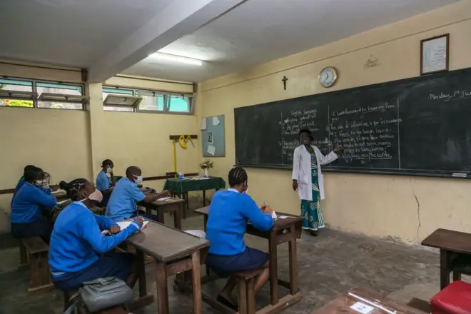 Une salle de classe au collège Jean Tabi à Yaoundé, le 1er juin 2020.