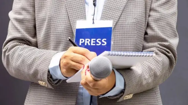 पत्रकार