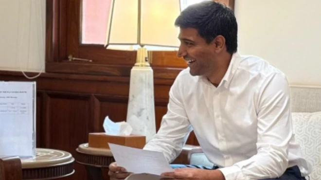 Lavu SriKrishnadevarayalu