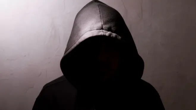 چهره پوشیده