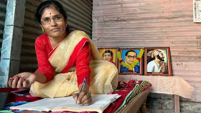 रुक्मिणी नागापुरे