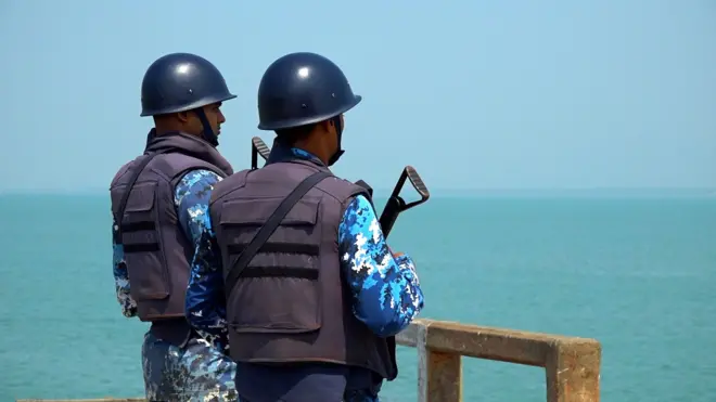 অনুপ্রবেশ ঠেকাতে কোস্টগার্ডের টহল