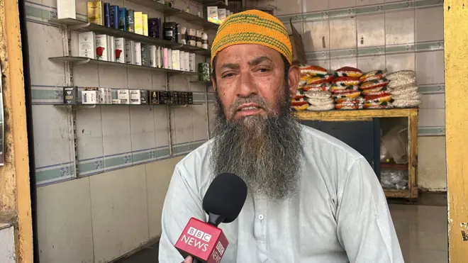 शेख इक्बाल 