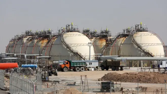 ईरान की इस्फ़ाहन तेल रिफ़ाइनरी