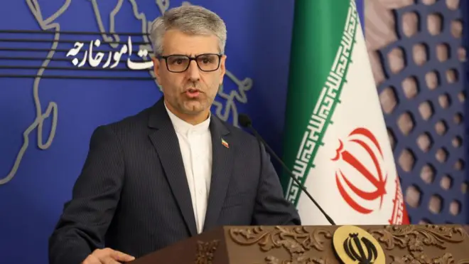 سخنگوی وزارت خارجه ایران گفته ایران آمادگی نشست مشترک با سه کشور اروپایی را دارد و باید بر سر زمان آن با بریتانیا، فرانسه و آلمان به جمع‌بندی برسد