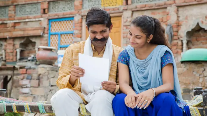 తండ్రితో కూతురు