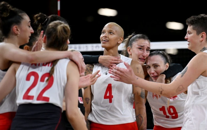 Türkiye oyuncularının bazıları ağlıyor