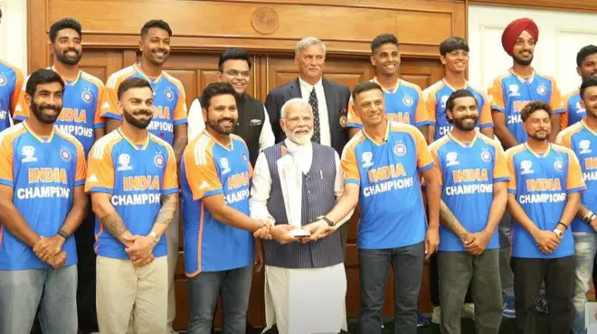 ICC T20 विश्व कप विजेता टीम के साथ प्रधानमंत्री नरेंद्र मोदी