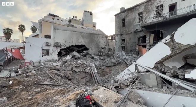 गाझा शहरातील हॉस्पिटल उदध्वस्त झाल्याचा फोटो