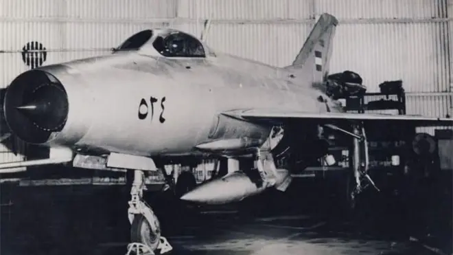 ইরাক থেকে ছিনিয়ে আনা মিগ-টুয়েন্টি ওয়ান