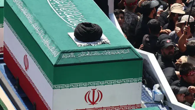 تشييع خامنئي الأب