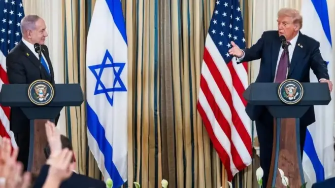 Presiden AS Donald Trump (kiri) dan Perdana Menteri Israel, Benjamin Netanyahu di Gedung Putih, 29 September 2025.