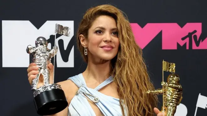 Shakira ganhou um prêmio pelo conjuntojogos de dinossauros infantilsua obra no MTV Video Music Awards no início deste mês