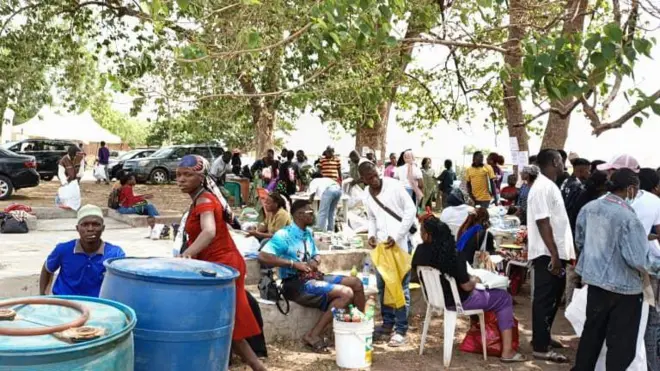 Awọn akẹkọọ ninu ọgba Kwara Poly