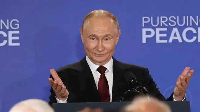 Путин на Аляске