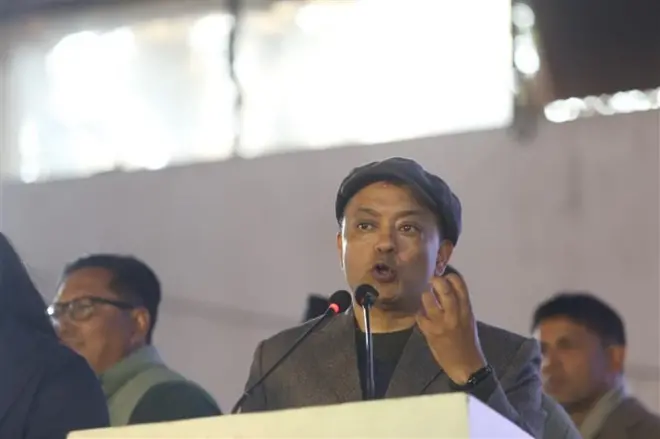 गगन थापा 