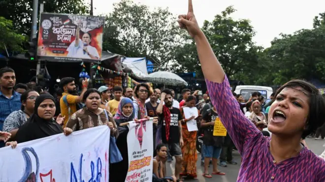 अगस्त 25 को कोलकाता में आयोजित विरोध प्रदर्शन में महिलाएं