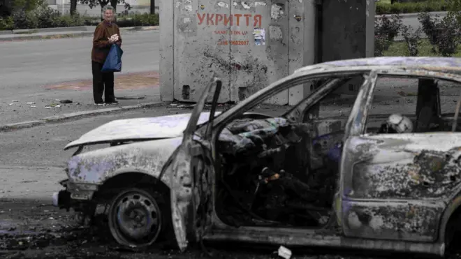 Обгоревший автомобиль в Константиновке