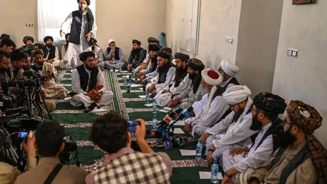 حنفی و مقام‌های طالبان