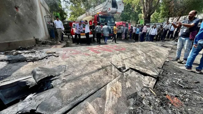 విమాన ప్రమాదం, ఎయిర్ ఇండియా, అహ్మదాబాద్ 