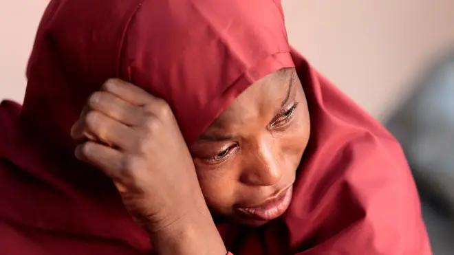 Mata da dama sun koma sarafa dusa domin ciyar da 'ya'yansu