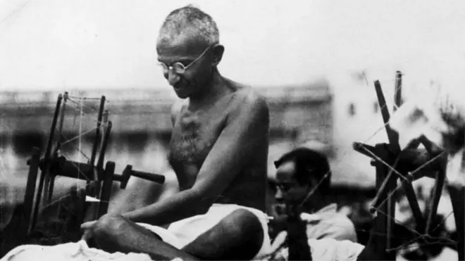 सत्य, अहिंसा आणि सत्याग्रहाच्या मार्गाने आपल्या मागण्या मान्य करवून घेता येतात हे चंपारण्य सत्याग्रहानं भारताला दाखवून दिलं