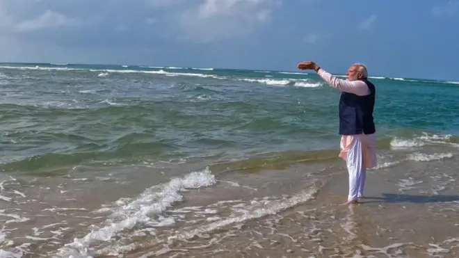 මේ වන විට ශ්‍රී ලංකාවට අයත්ව තිබෙන කච්චතීව් දූපත ඉන්දියාවේ මැතිවරණය ඉලක්ක කර ගත් ආන්දෝලනාත්මක මාතෘකාවක් බවට පත්ව තිබේ.