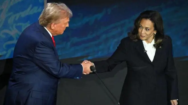 राष्ट्राध्यक्ष पदासाठी डेमोक्रेटिक पक्षाच्या उमेदवार कमला हॅरिस आणि रिपब्लिकन पक्षाचे उमेदवार डोनाल्ड ट्रम्प