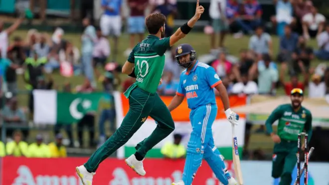 شاہین آفریدی، روہت شرما