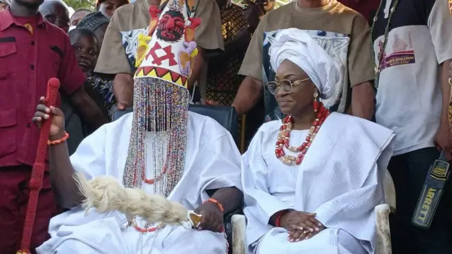 Aworan Alaafin Oyo tuntun ati Olori rẹ