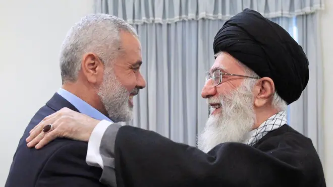 اسماعیل هنیه در این سال‌ها بارها به تهران سفر کرده و هر بار با عالی‌ترین مقام‌های ایرانی هم ملاقات کرده