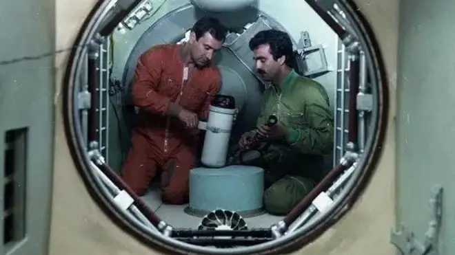 صورة لعبد الأحد مومند في الفضاء