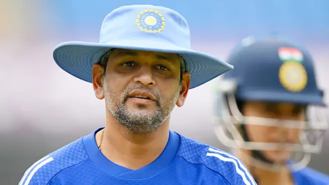 अमोल मुझुमदार