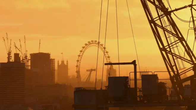 В Лондоне постоянно строят, и всё выше с каждым годом