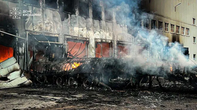 Один из логистических центров, атакованный в Киевской области