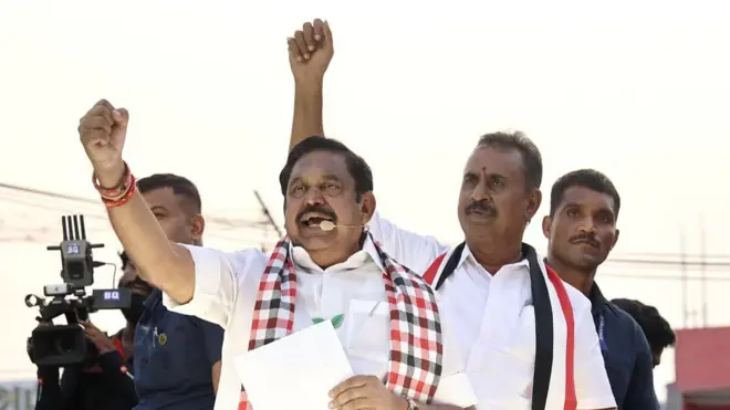 பறிபோன கட்சிப்பதவி: அதிமுகவிலிருந்து பிரிந்து சேர்ந்த வேலுமணி தரப்பின் எதிர்காலம் என்ன?