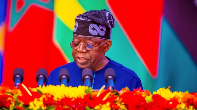 Aworan Aarẹ Bola Tinubu