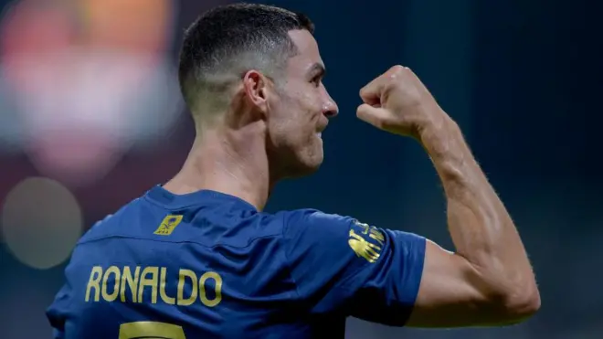 باشگاه النصر که کریستیانو رونالدو را در اختیار دارد، متعلق به صندوق سرمایه‌گذاری عمومی دولت عربستان سعودی است که همزمان مالکیت چند باشگاه را به عهده دارد