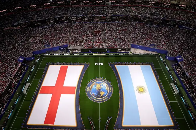 Argentina e Inglaterra na semifinal da Copa